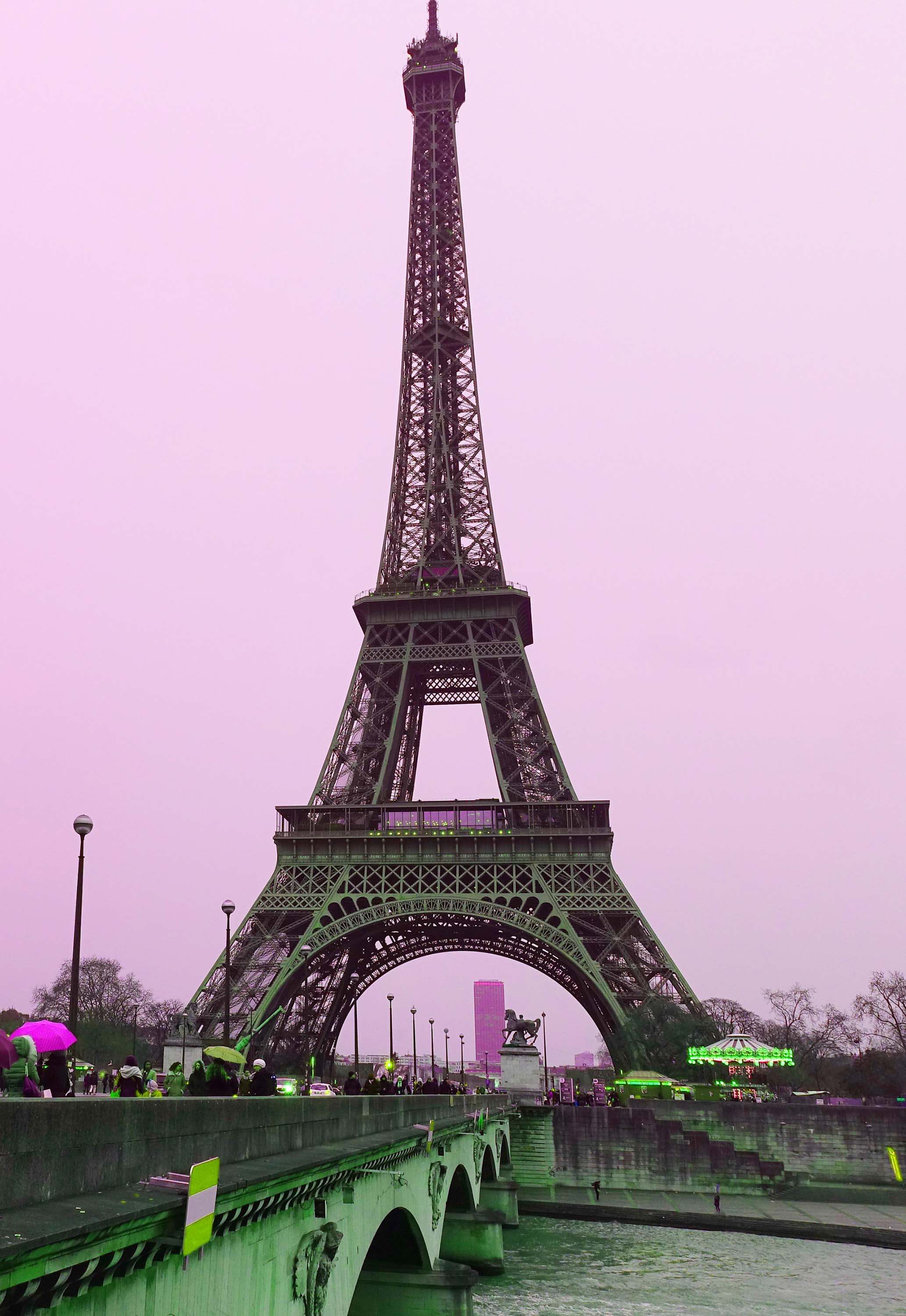 Eiffel Tower (Valentine's Edition)